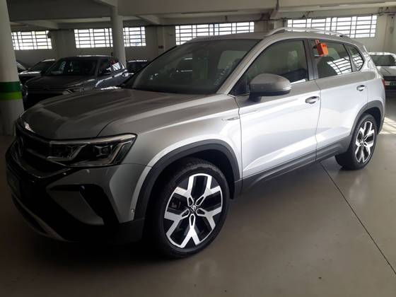 VOLKSWAGEN TAOS 1.4 250 TSI TOTAL FLEX HIGHLINE AUTOMÁTICO